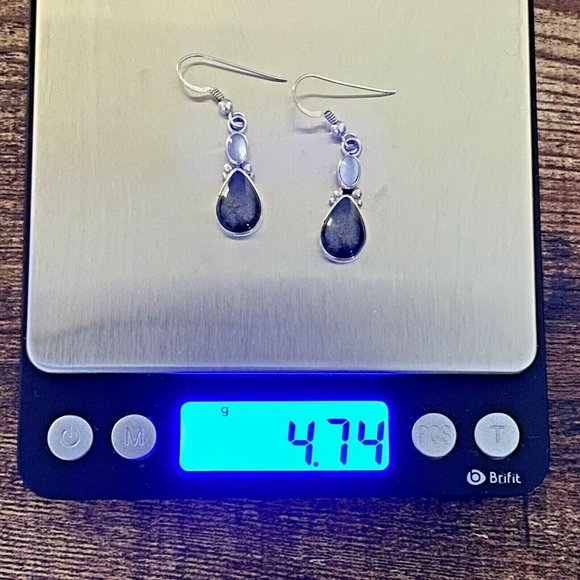 Vintage Sterling Silver Moonstone Cat Eye Earrings - Picture 7 of 9